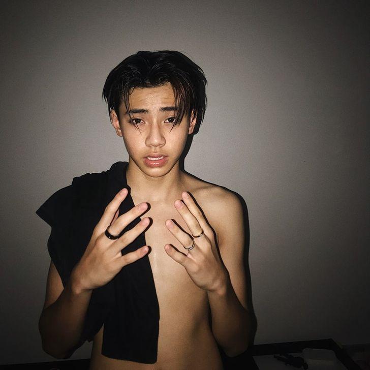 เว็บแทงหวยออนไลน์ สมัครง่าย จ่ายเต็ม จับเลขเด็ดทุกงวด